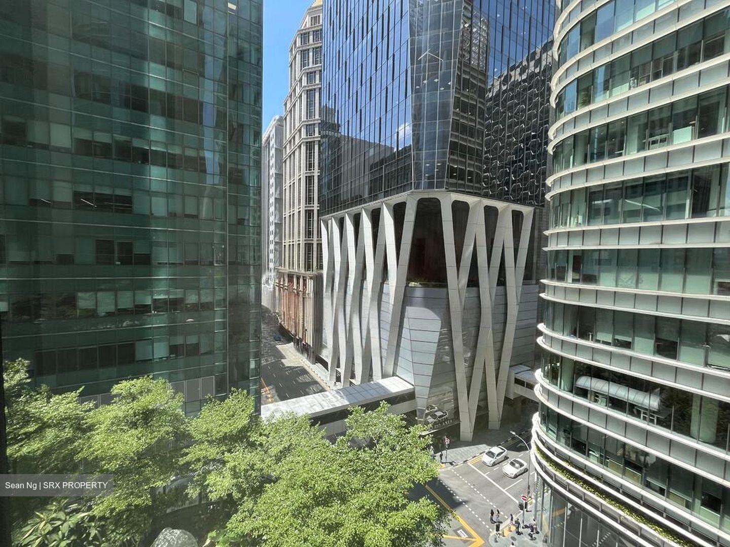 Oxley Tower (D1), Office #471214231